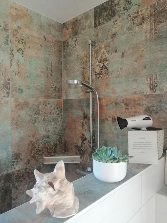 Ostseebad Kühlungsborn Gemuetliche Ferienwohnung Oase 22 מראה חיצוני תמונה